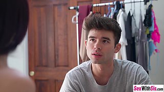 Teenage compares step-dads pipe with brother