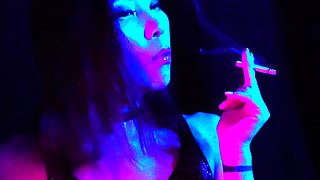 Amateur Webcam Cute Teen Plays Solo