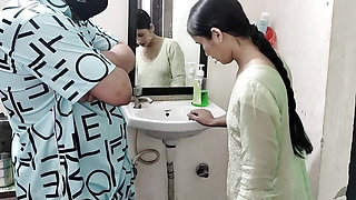 Cute step sister ko nanga kar ke big ke sath chod diya