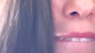 I Went so Deep Into a 19-year-old Korean Girl That I Felt Her Uterus with My Tongue