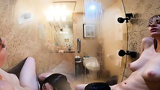 Cute amateur brunette naughty in solo jerking show on camera