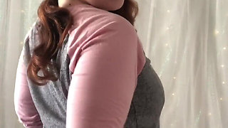 This Fun Summery Throwback Features Camp Councilor Bea!