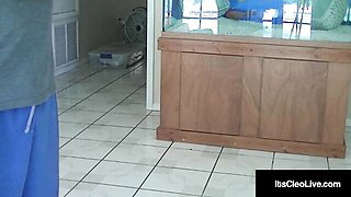 Its Cleo Live - handjob movie