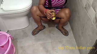 Horny Lily And Mother In Law In Desi Indian Aunt Outdoor Public Pissing Video Compilation 6 Min