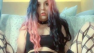 Horny Webcam Babe Solo Masturbation