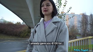 Martin Gun’s Quiet Russian Passion in Public