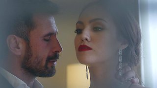 Manuel Ferrara and Freya Parker make sweet love on the bed in hd quality