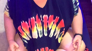 BBW Does Peek a Boo Yoga