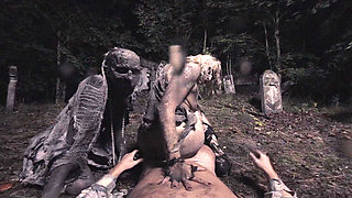 X Virtual 11 Walking Zombies in 180°