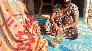 Desi bhabhi ke sath Daru Piya aur lund chusa hai