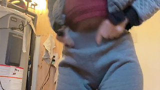 pissing video pussy piss water out on the toilet