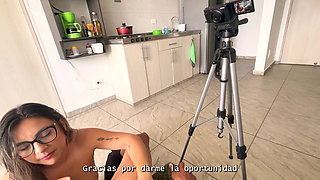 Colombian MILF gives oral sex to her partner after coming from the gym