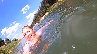 Amateur Outdoor Brunette Masturbates