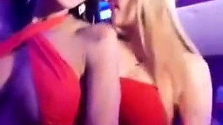 Lesbians hardcore licking pussies