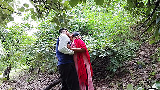 Desi College girl movies Hindi - my friend's wife to the jungle, Bhabhi lives in my neighborhood, today let me fuck your ass.