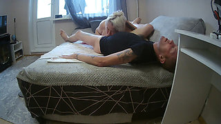 I Made a Surprise for My Girlfriend and Filled Her Mouth with Cum