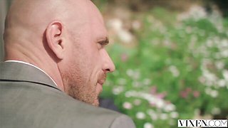 Johnny Sins & Kenna James Looks Right At You While She Sucks