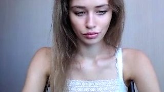 Amateur Webcam Teen Masturbates And Teases