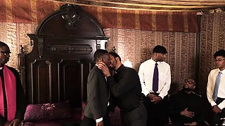 BLACK HUMAN CENTIPEDE! Black gay anal sex orgy with sex men!