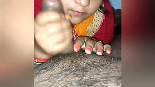 Indian Bhabhi Handjob Sucking and Creamy Blowjob Cumshot