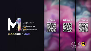 Mtvsq-0001 Sex Study Room / Season 2 Issue 8 / Caress Teasing a Grab!