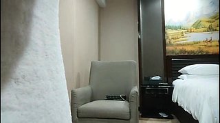 amateur sunanx fingering herself on live webcam