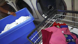 Jason Legend's Laundry Lust Turns Into Heat