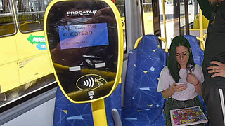 Female Student Can't Resist the Cock She Saw on the Bus