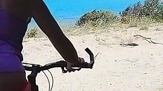 Sexy Amateur MILF Fucks Her Bike Handlebar at the Beach