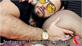 Ladymuffin And The Onesie With Holes