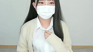 Erotic live chat with cute beautiful girl