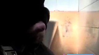 Bareback Anal at Glory Hole: Young Hunk Takes on Older Man i