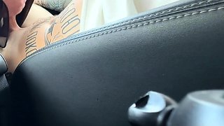 The whore fell for the car and sucked her ex