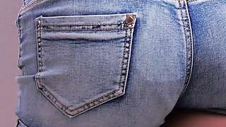 115- I Decided to Relax and Dance for You Without Being Naked. Write in the Comments: Do You Like This Kind of Content?