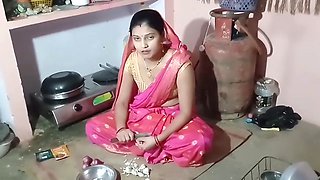 Stepmom Rajlaxmi Aunty wants it now, let's get wild