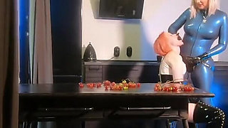 Strapon Lesbian and Latex Rubber Home Fun