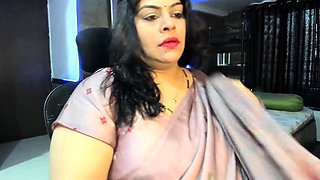 Big Boobs Desi Indian Aunty by lastwilson