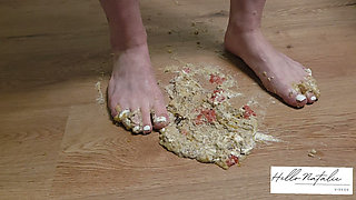 ULTRA FOOD CRUSHING - Crunchy snacks & sweets extremely crushed!