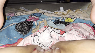 Single Mom Sends Video to Her Ex While Masturbating
