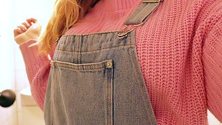 Lewd amateur brunette teen meg davis webcam masturbation