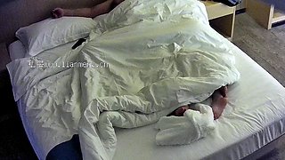 Amateur big boobs girl teases her cute pussy on cam