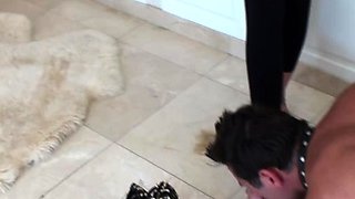 Horny amateur girls with a foot fetish play along