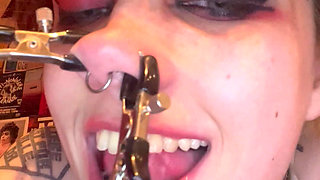 Goth Girl Glitterqueen1999 Stretches Her Button Nose with Ni