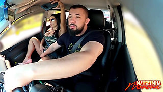 Traffic Blowjob: Exhibitionist Brunette Shows Her Tits and Sucks It All in the Car