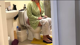 Caught Step Mom Peeing:what Happens Next Will Surprise You