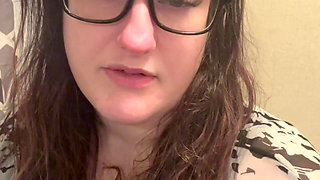 BBW Eye Contact Toilet Farts and Log Plops Intimate POV with Bella Blast