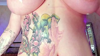 Tiny amateurs ass craves big toys