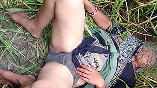 The illicit relationship between father-in-law and daughter-in-law went to the fields and quenched thirst, openly sucked cock in the mouth, father-in-law fucked the daughter-in-law's buttocks, put the daughter-in-law to sleep below him.