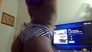 Brunette Solo Webcam Masturbation