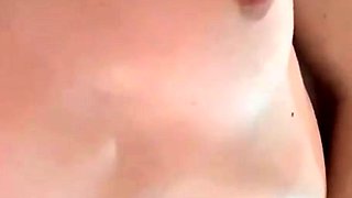 Cute amateur webcam teen girl toying pussy on webcam